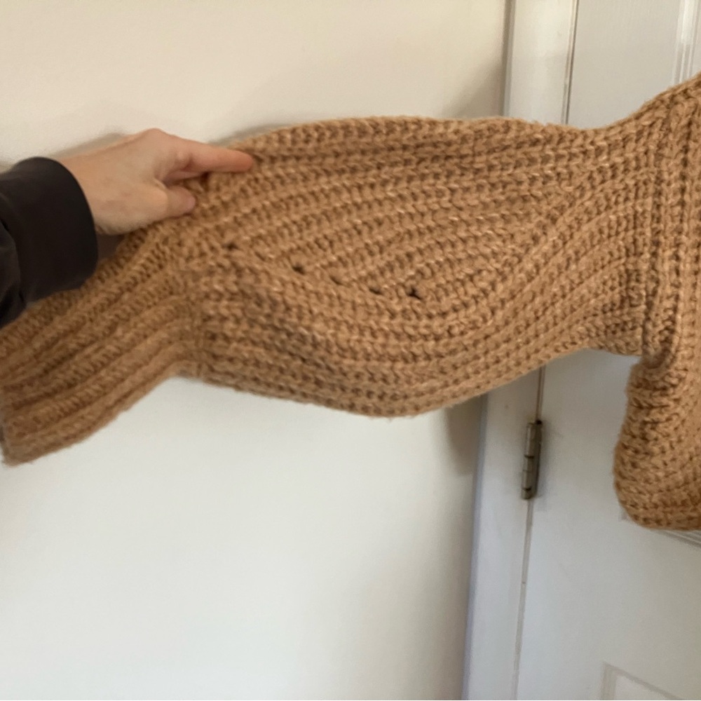 Anthropologie Chunky Knit Cardigan in Tan - Picture 4 of 5